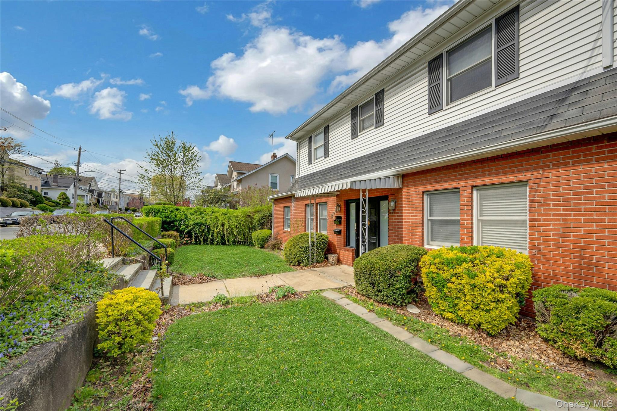 295 Columbus Avenue Property Photo 4