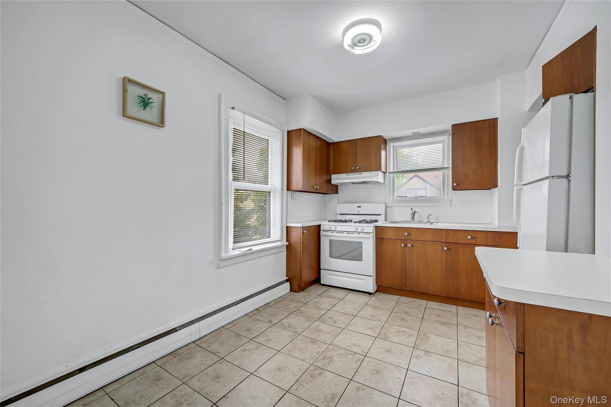 295 Columbus Avenue Property Photo 16