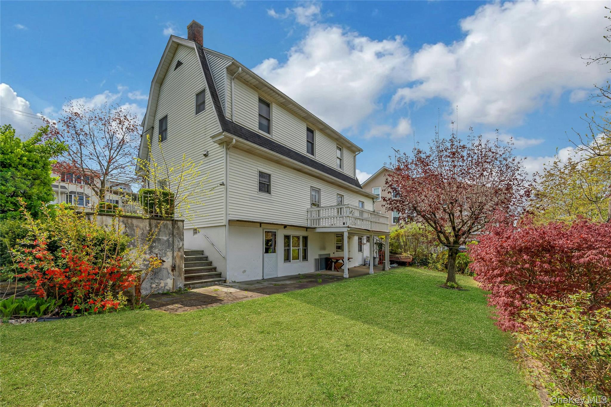 295 Columbus Avenue Property Photo 31