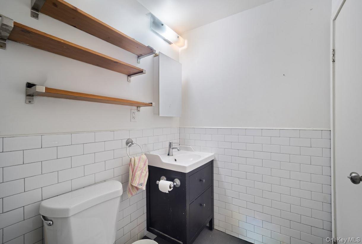 552 Grandview Avenue Property Photo 38