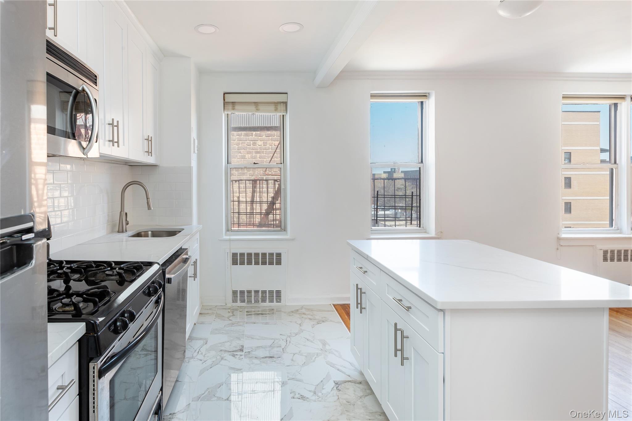 6505 Yellowstone Boulevard 6h Property Photo 5