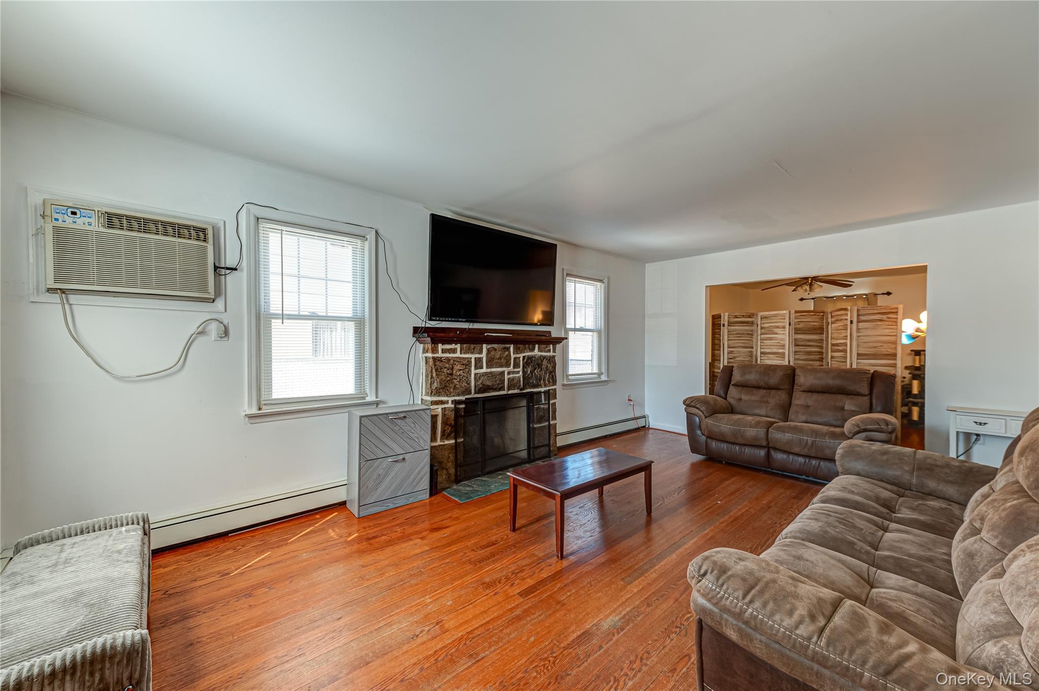 70 Bristol Street Property Photo 2