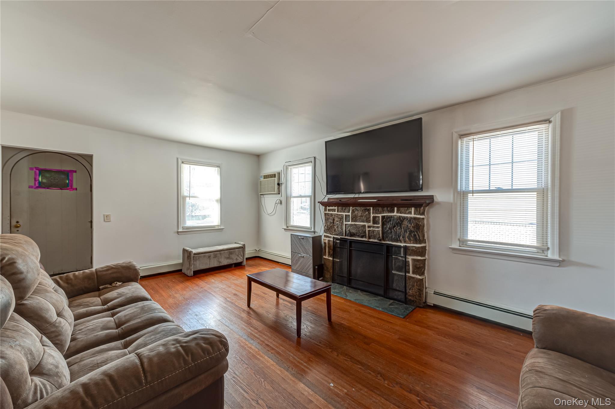 70 Bristol Street Property Photo 3