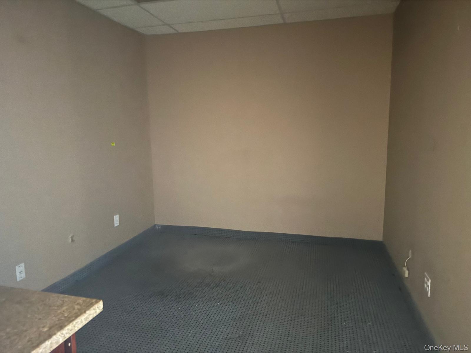 1119 North Broadway Property Photo 13