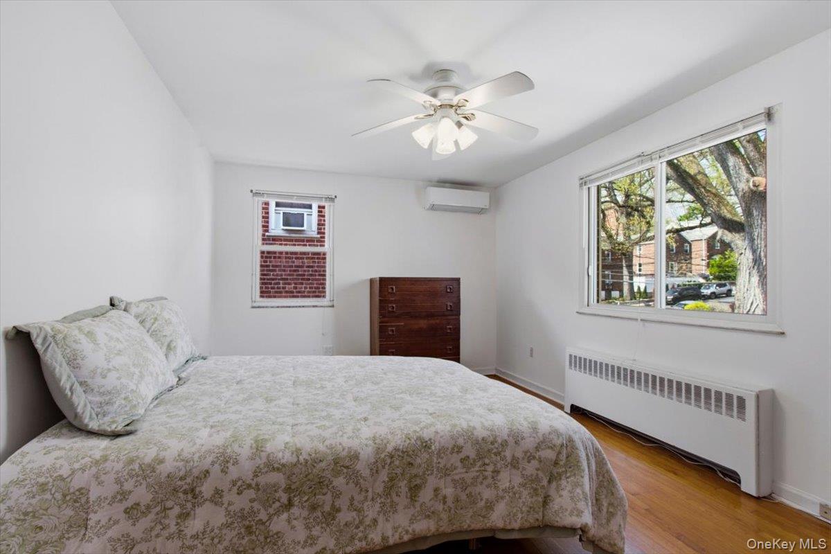 228 W 260th Street Property Photo 13