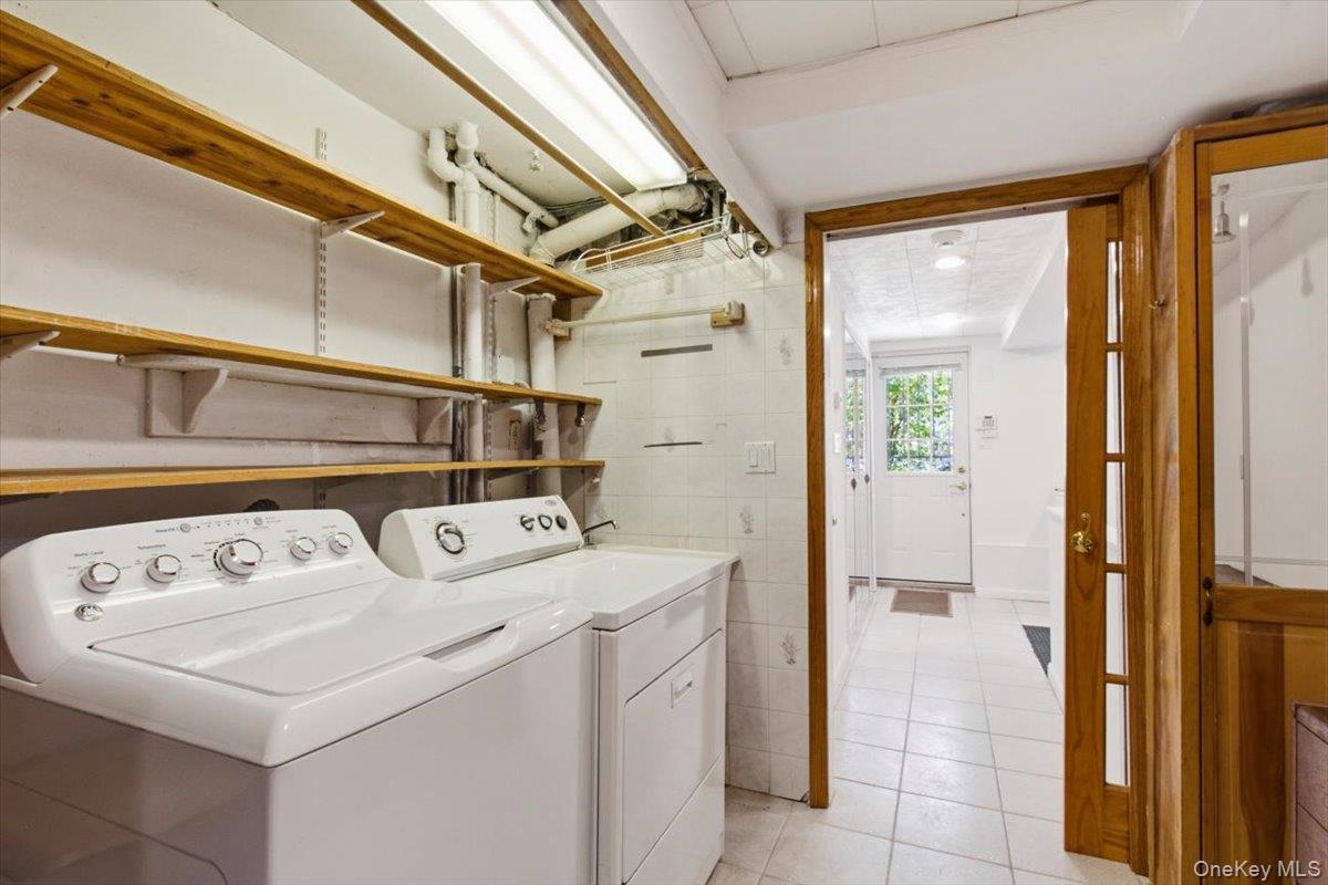 228 W 260th Street Property Photo 15