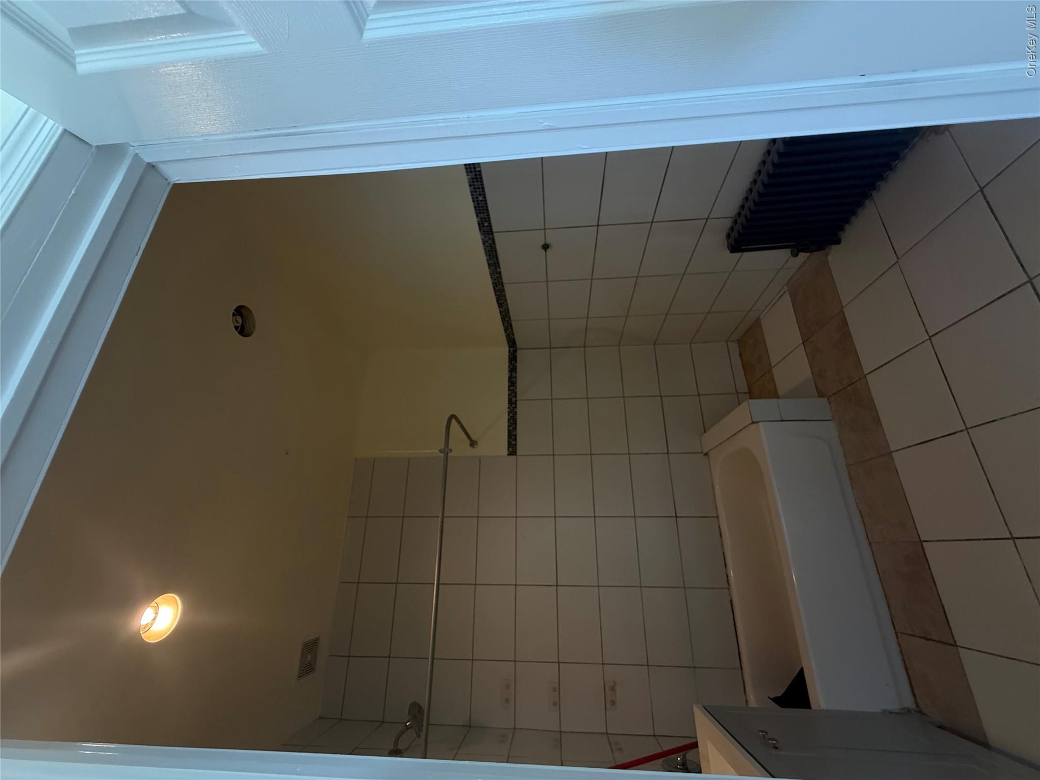16842 Liberty Avenue Property Photo 4