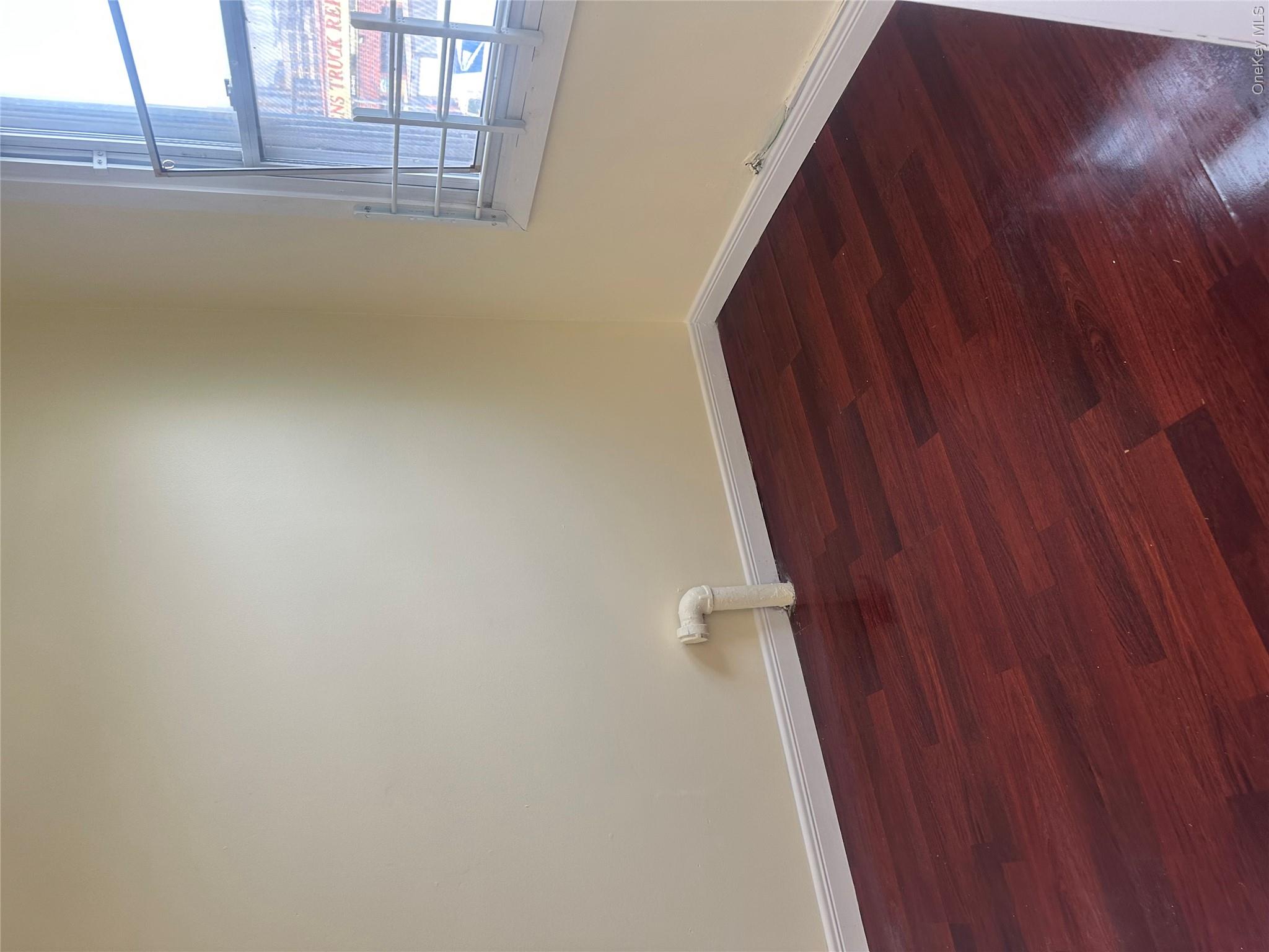 16842 Liberty Avenue Property Photo 7