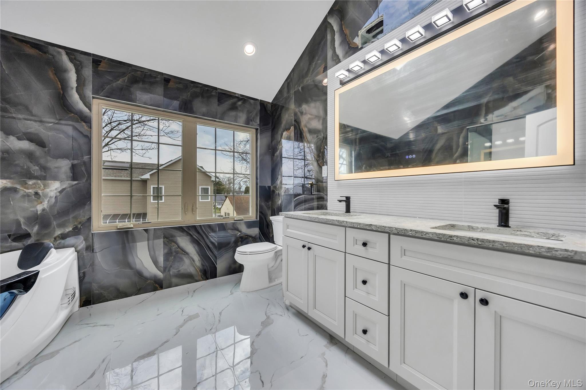 157 4th Street Property Photo 10
