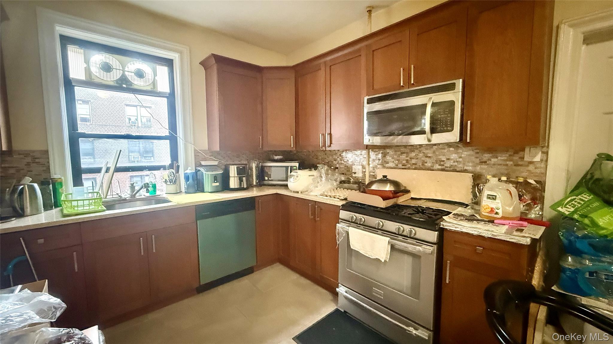 4220 Kissena Boulevard E18 Property Photo 8