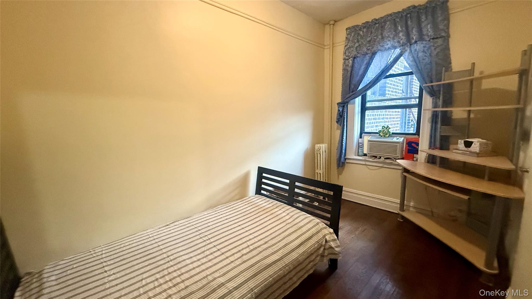 4220 Kissena Boulevard E18 Property Photo 9
