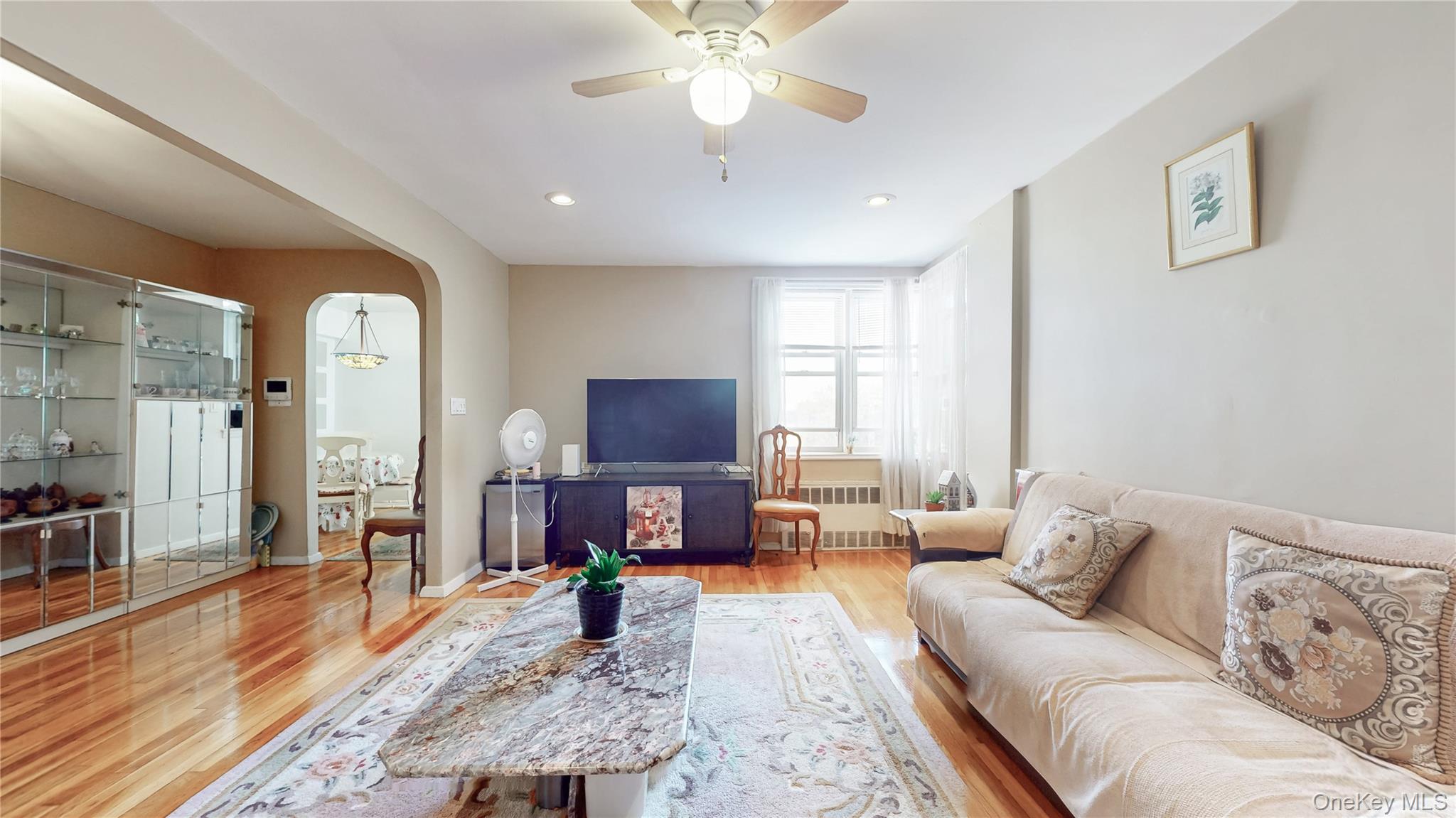 67-40 Booth Street 4o Property Photo 5