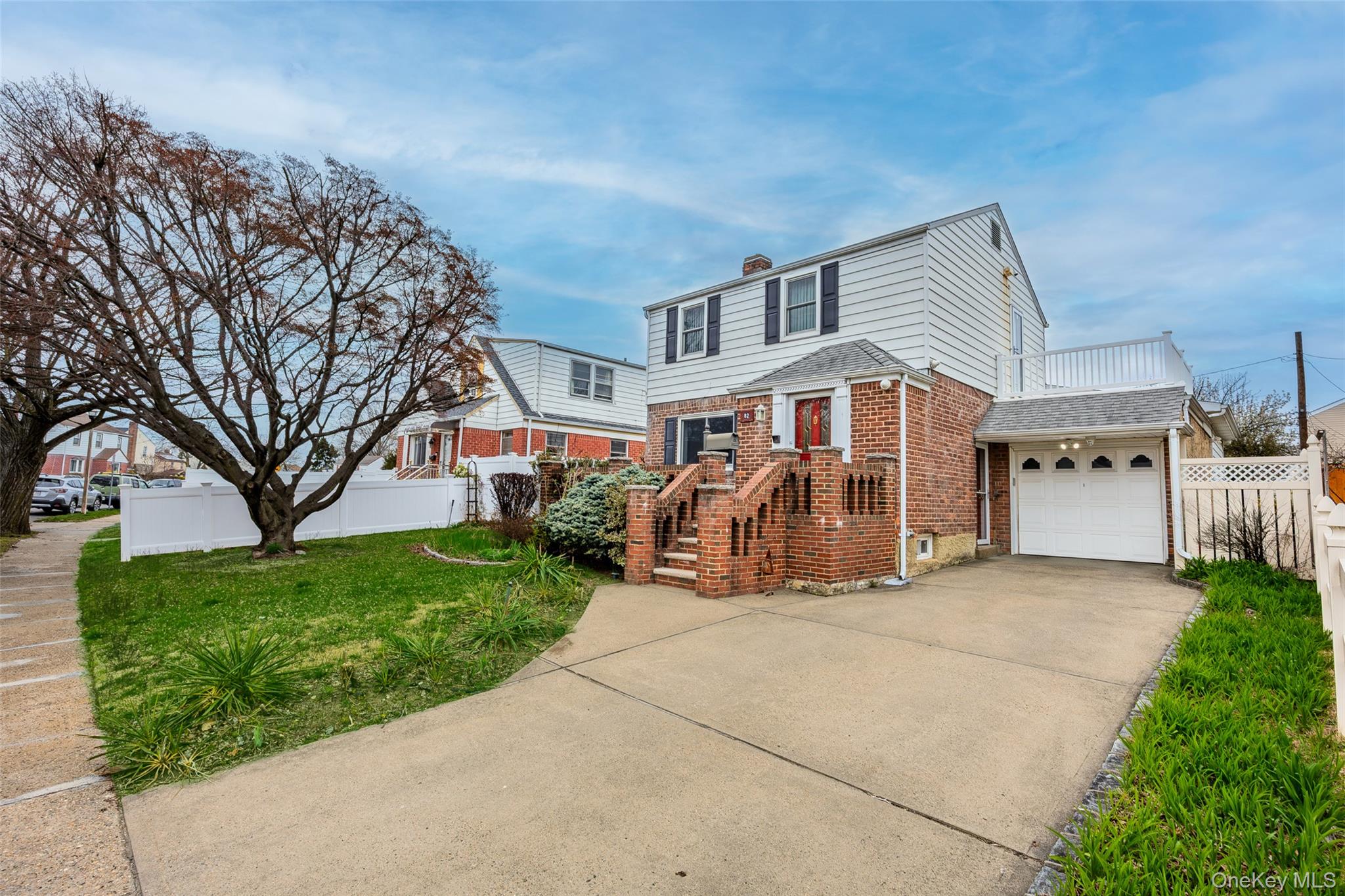 82 Cerenzia Boulevard Property Photo 1