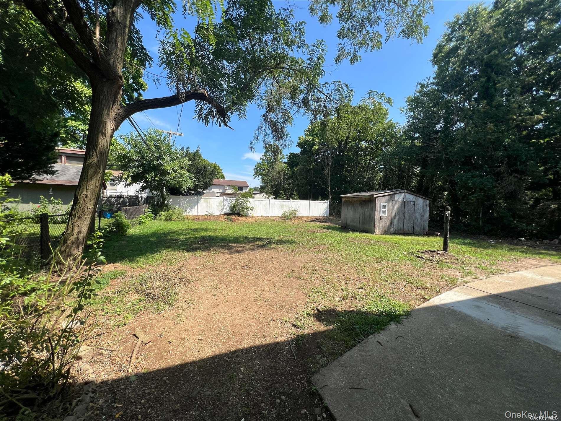88 Stewart Avenue Property Photo 22