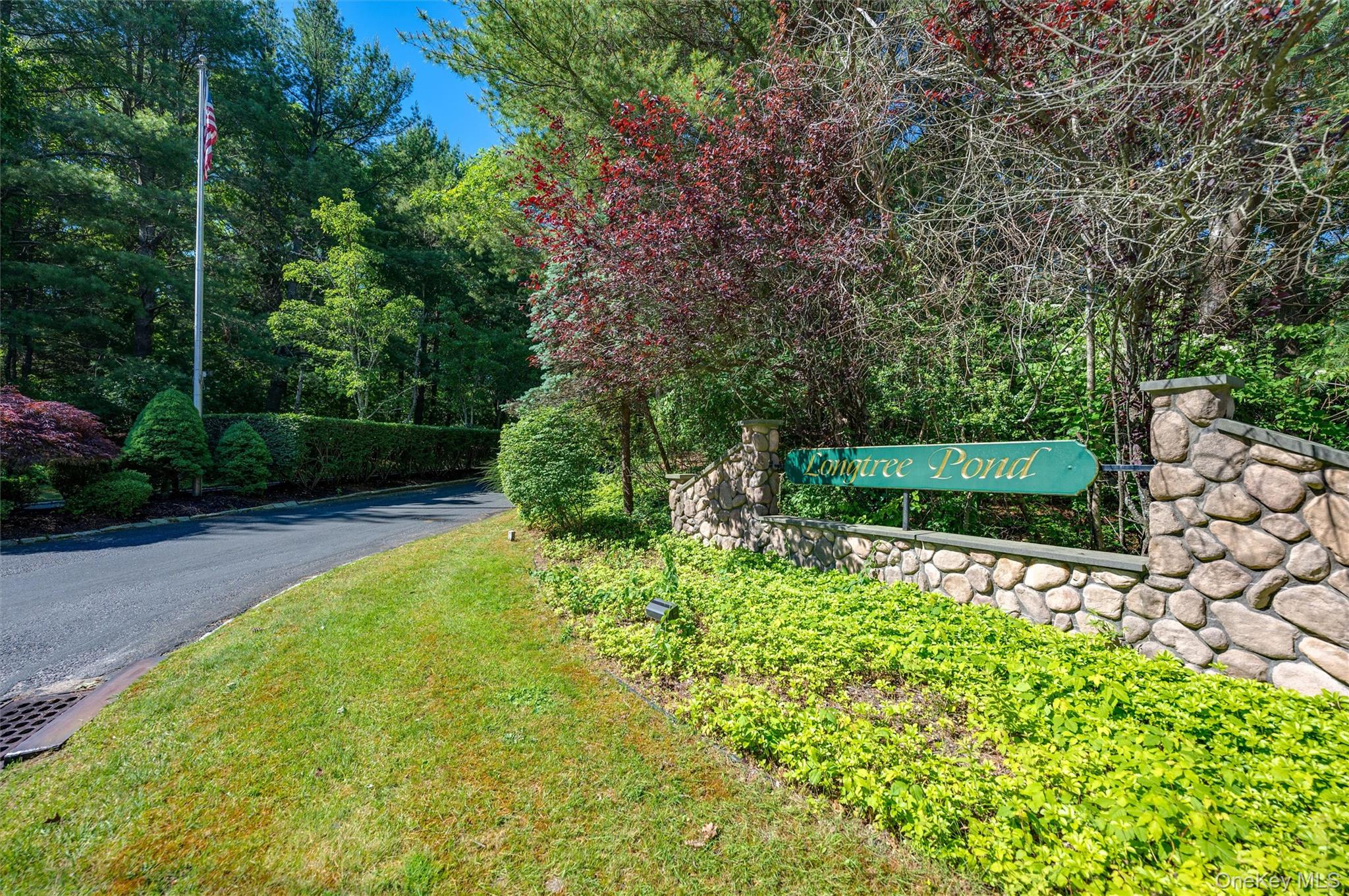 77 Drew Drive Property Photo 22