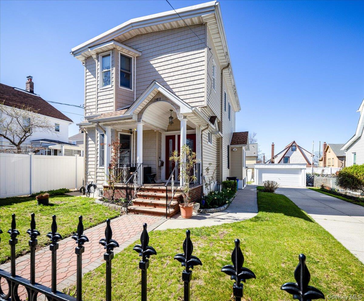 14811 10th Avenue Property Photo 2