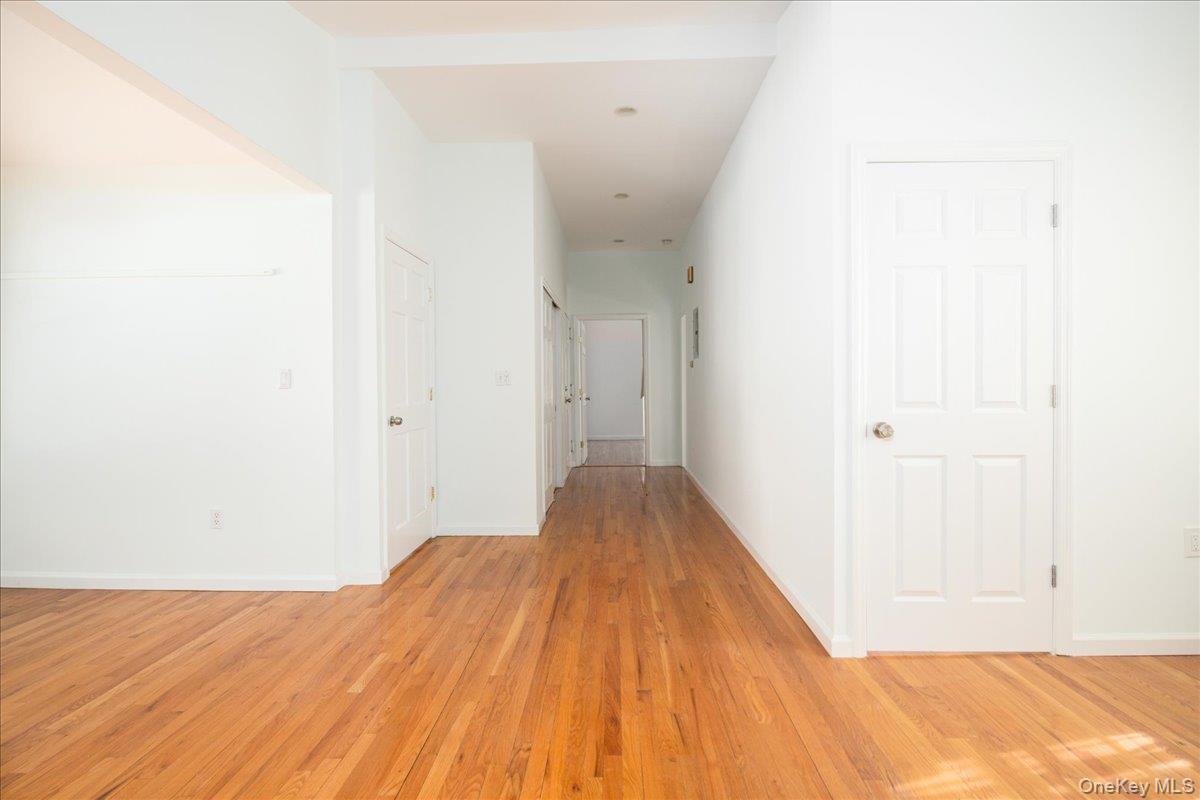 14811 10th Avenue Property Photo 8