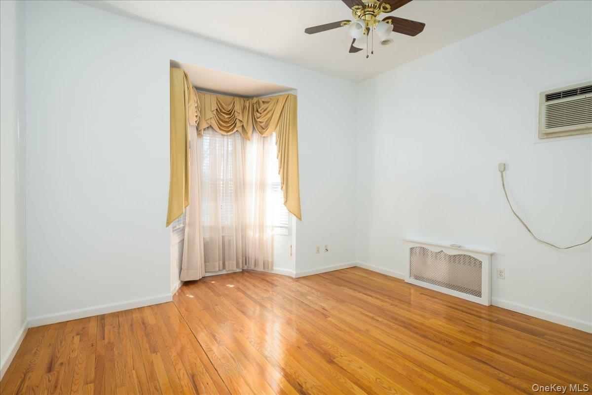 14811 10th Avenue Property Photo 14