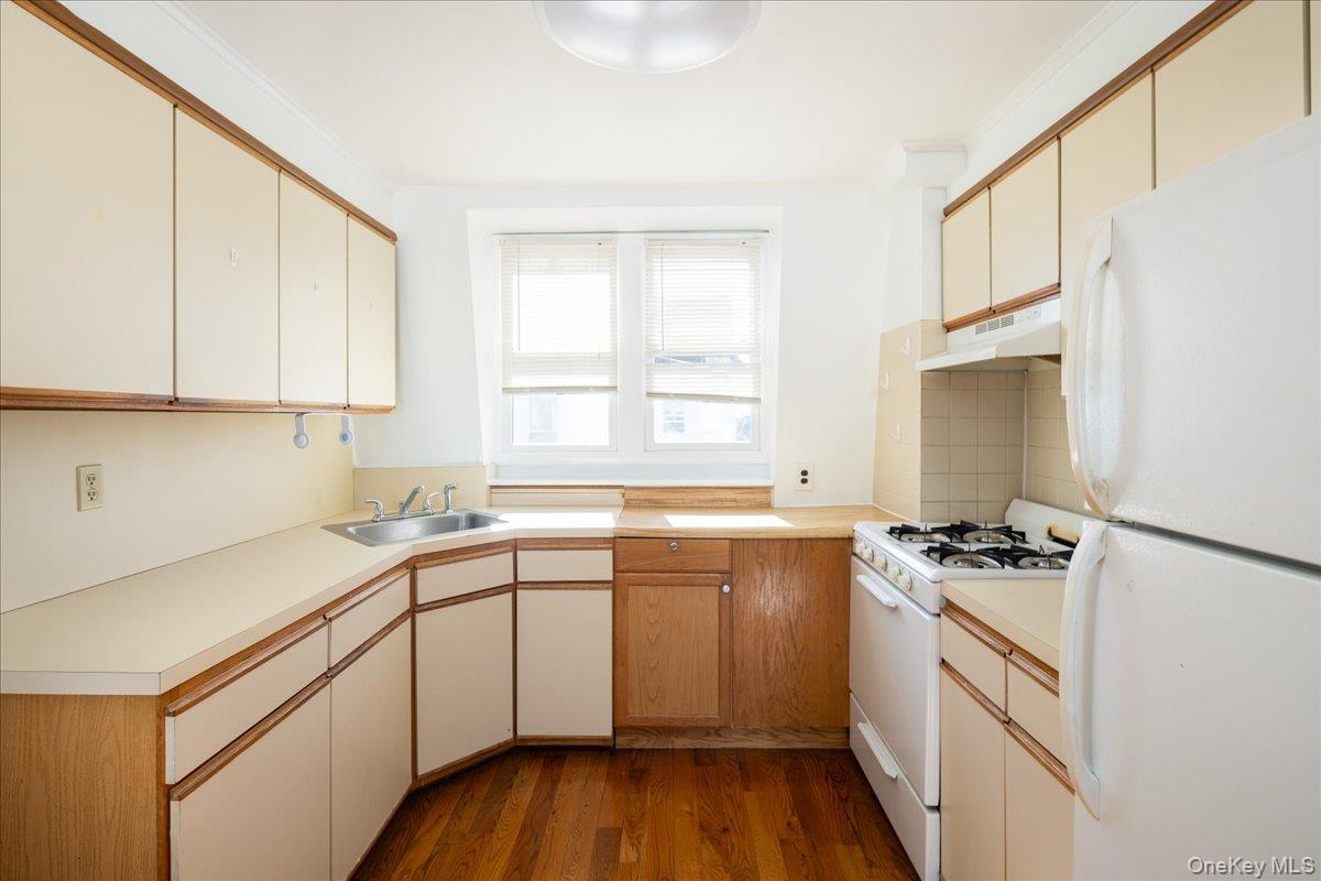 14811 10th Avenue Property Photo 22