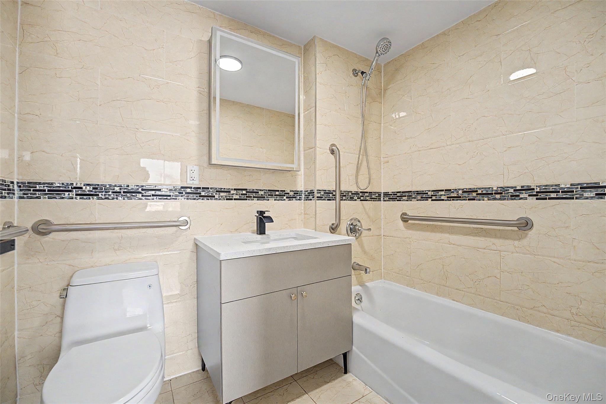 13621 Latimer Place 3e Property Photo 5