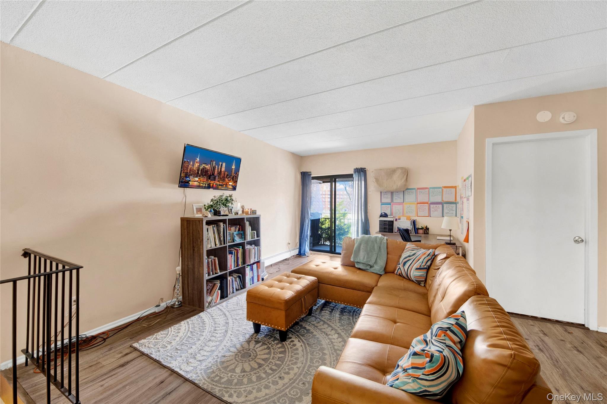 721 Thieriot Avenue Property Photo 2