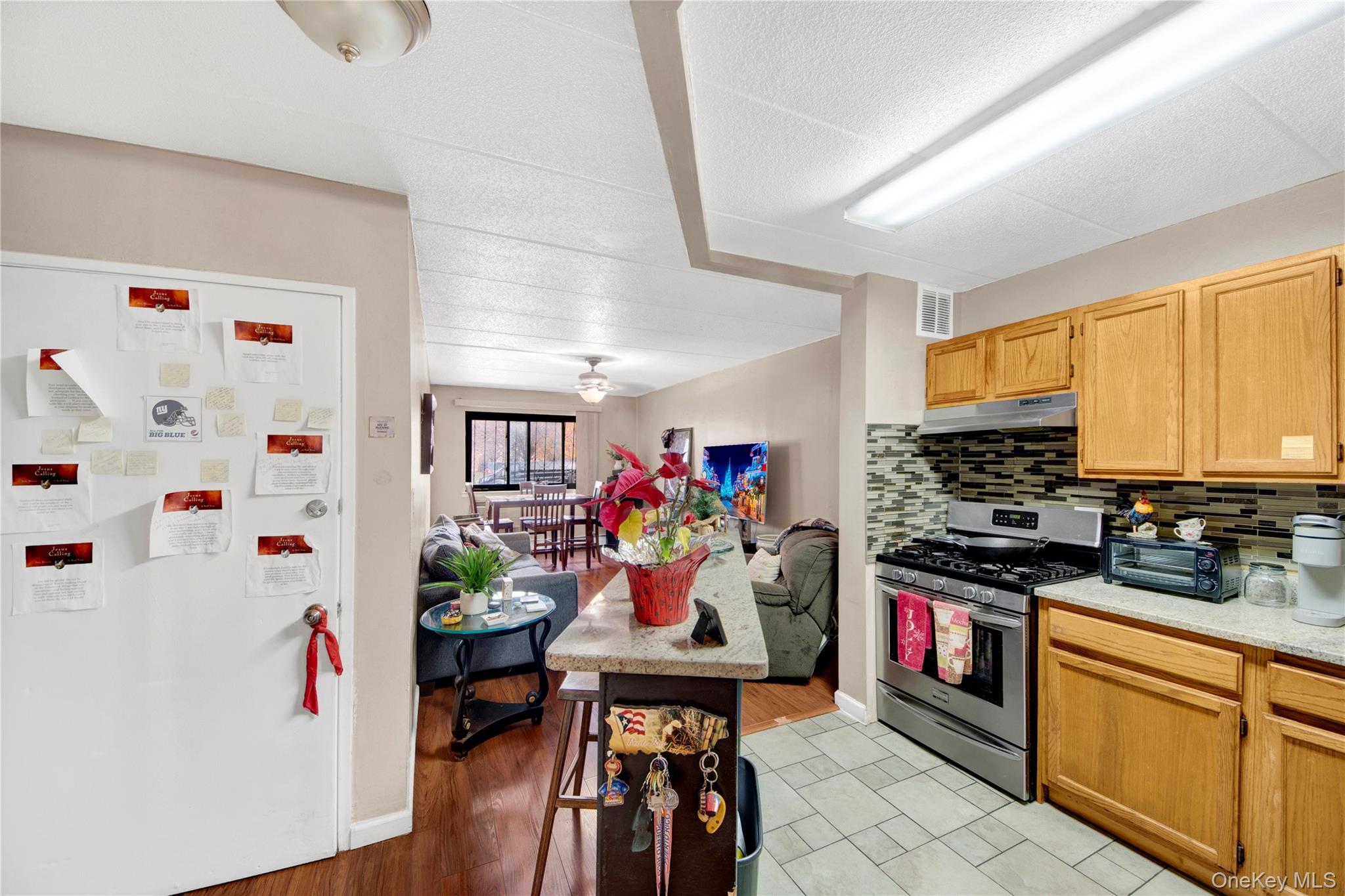 721 Thieriot Avenue Property Photo 17