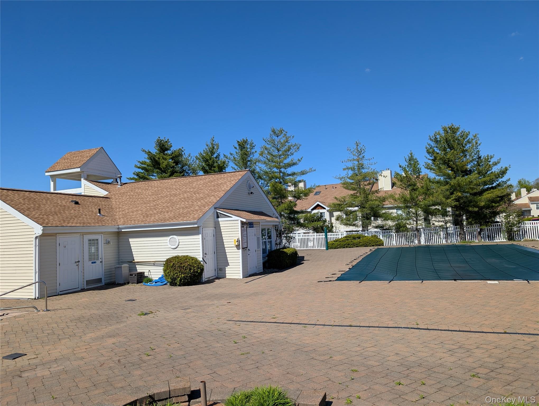 2820 Whispering Hills Property Photo 26