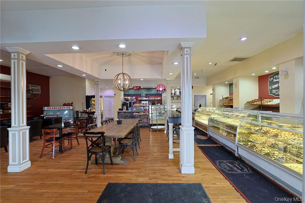 506 Broadway Property Photo 12