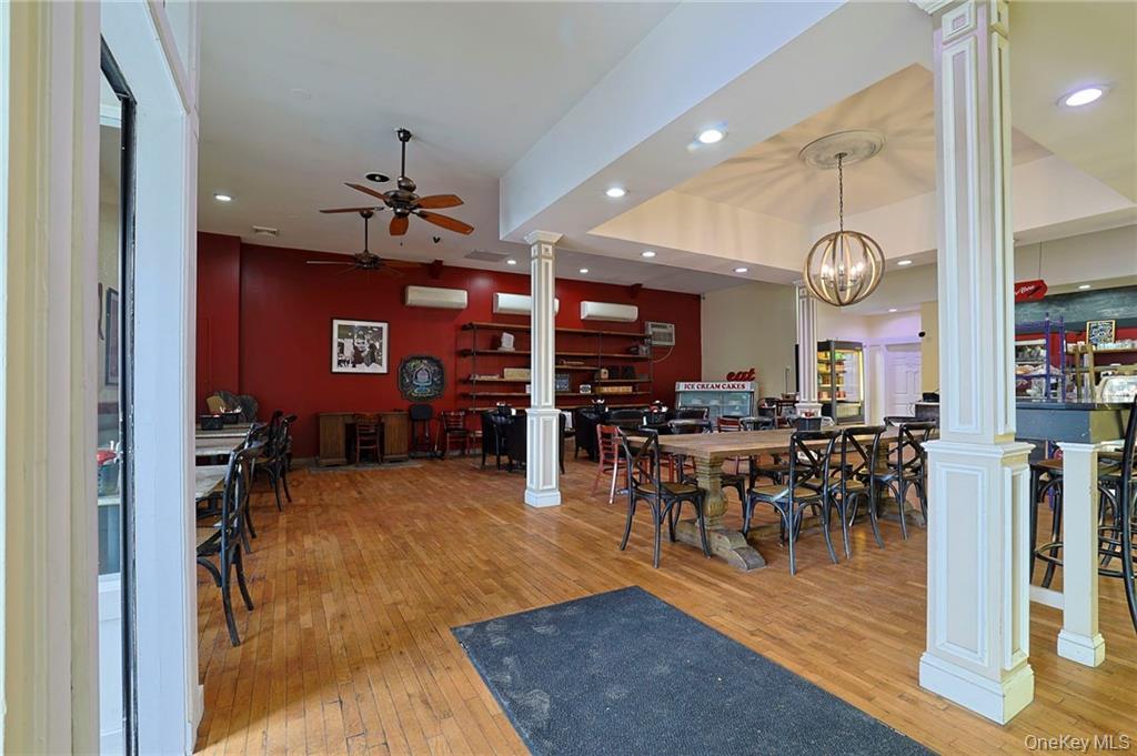 506 Broadway Property Photo 13