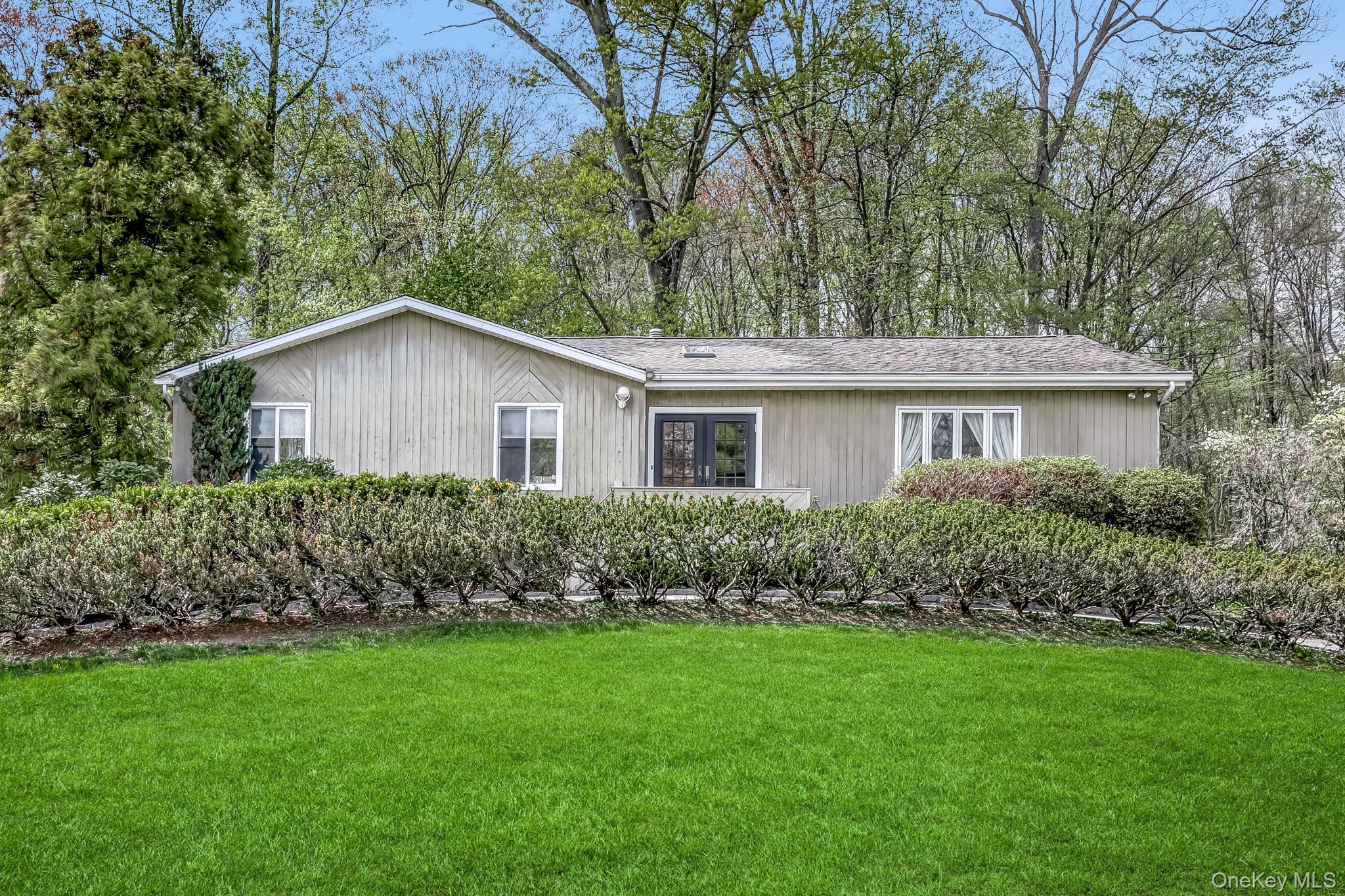 17 Brookline Way Property Photo 2