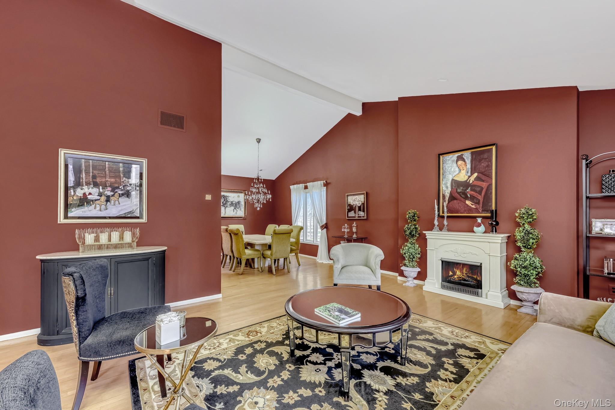17 Brookline Way Property Photo 4