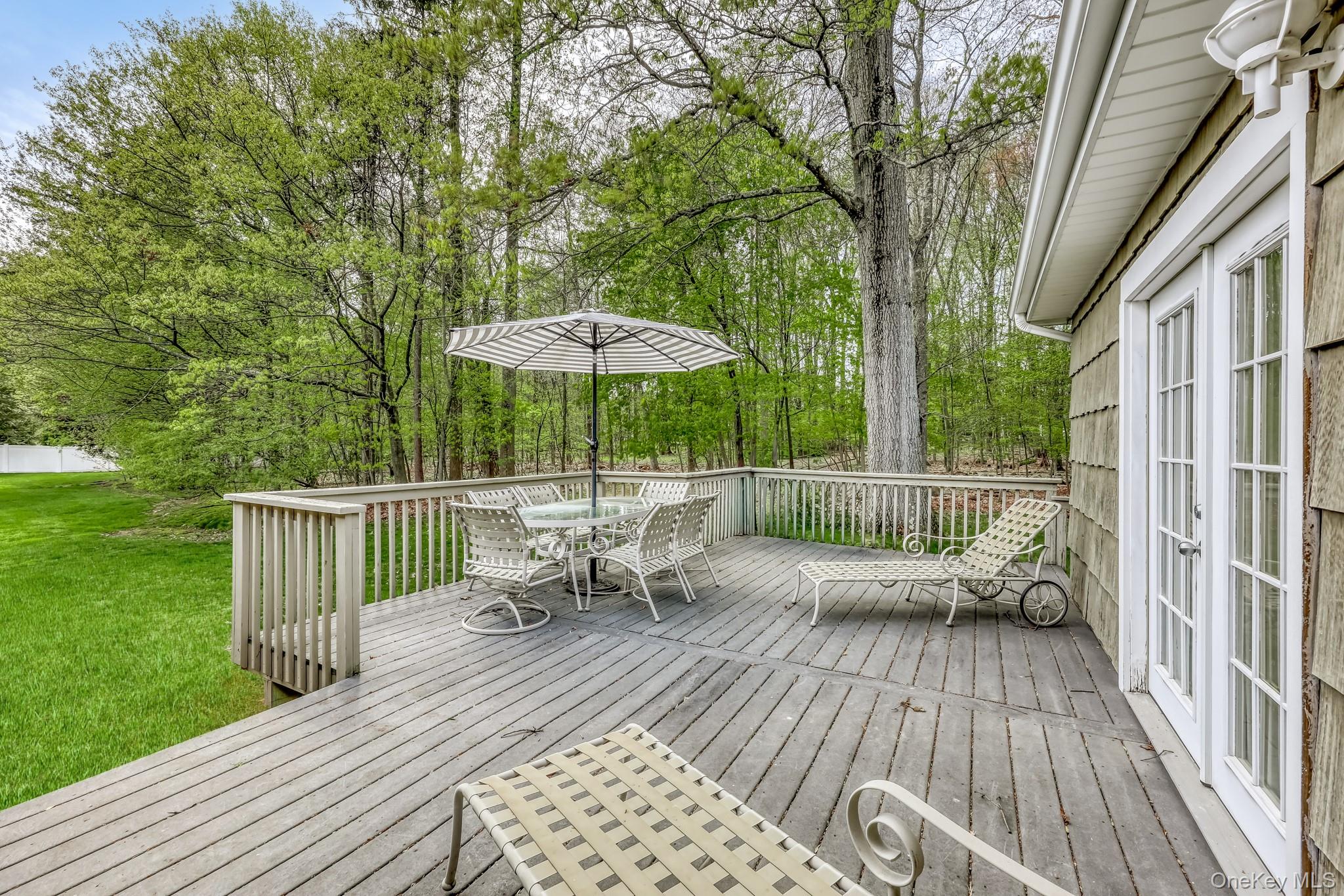 17 Brookline Way Property Photo 18
