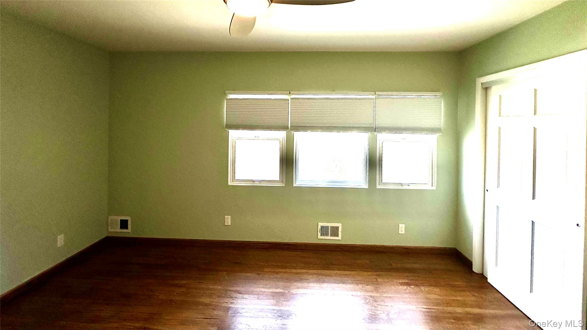 69-83 113th Street Property Photo 10