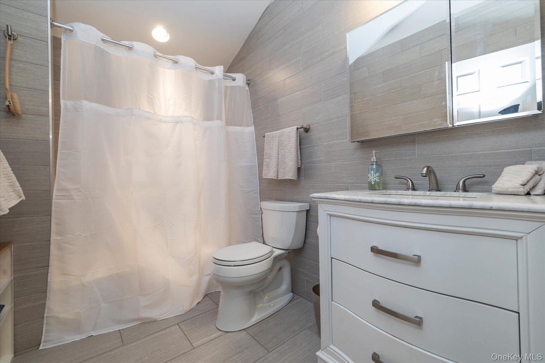 35 Nebraska Street Property Photo 8