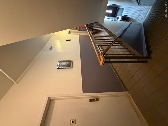 941 Manhattan Avenue Property Photo 17