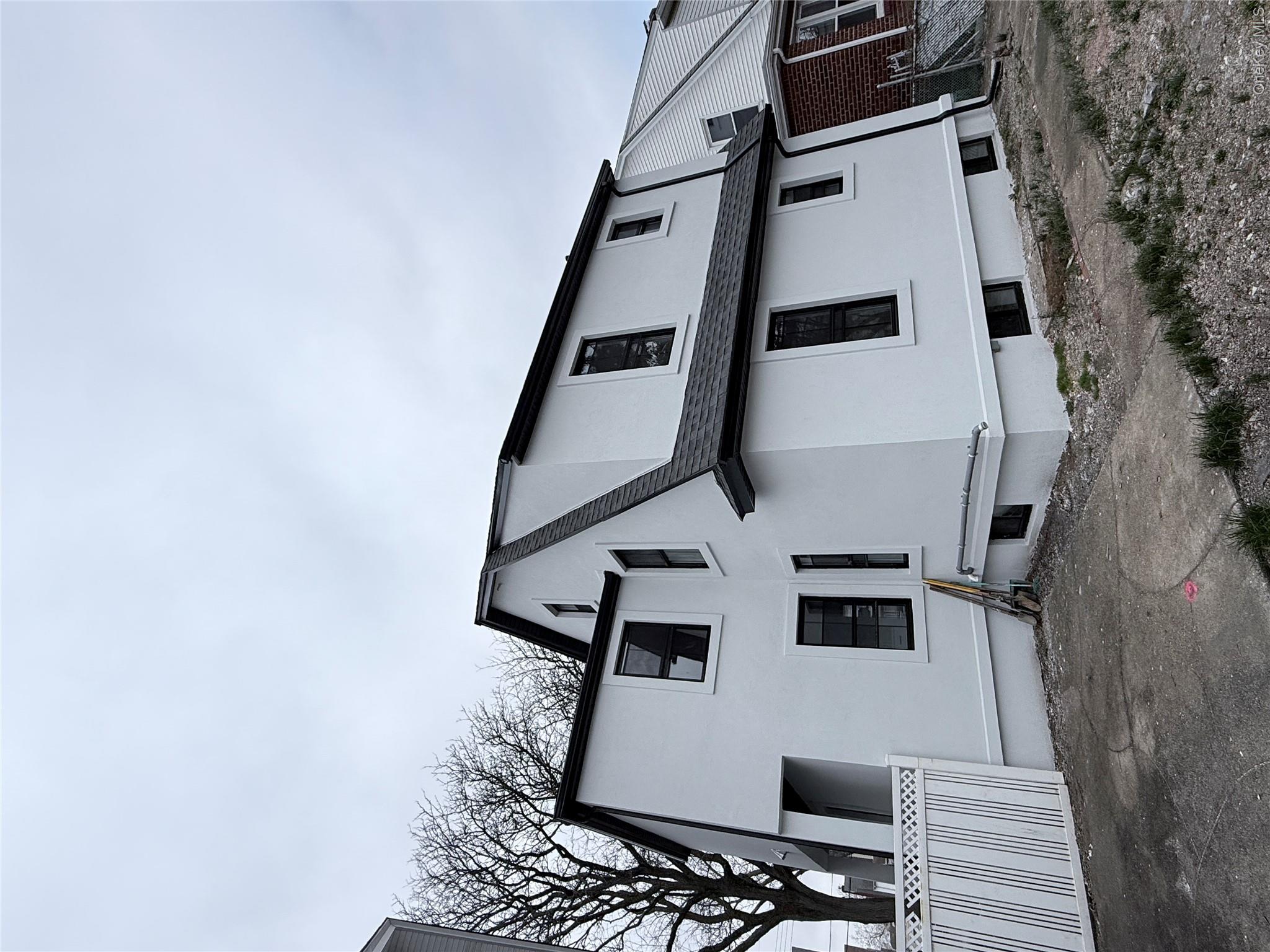 4539 171st Place Property Photo 3