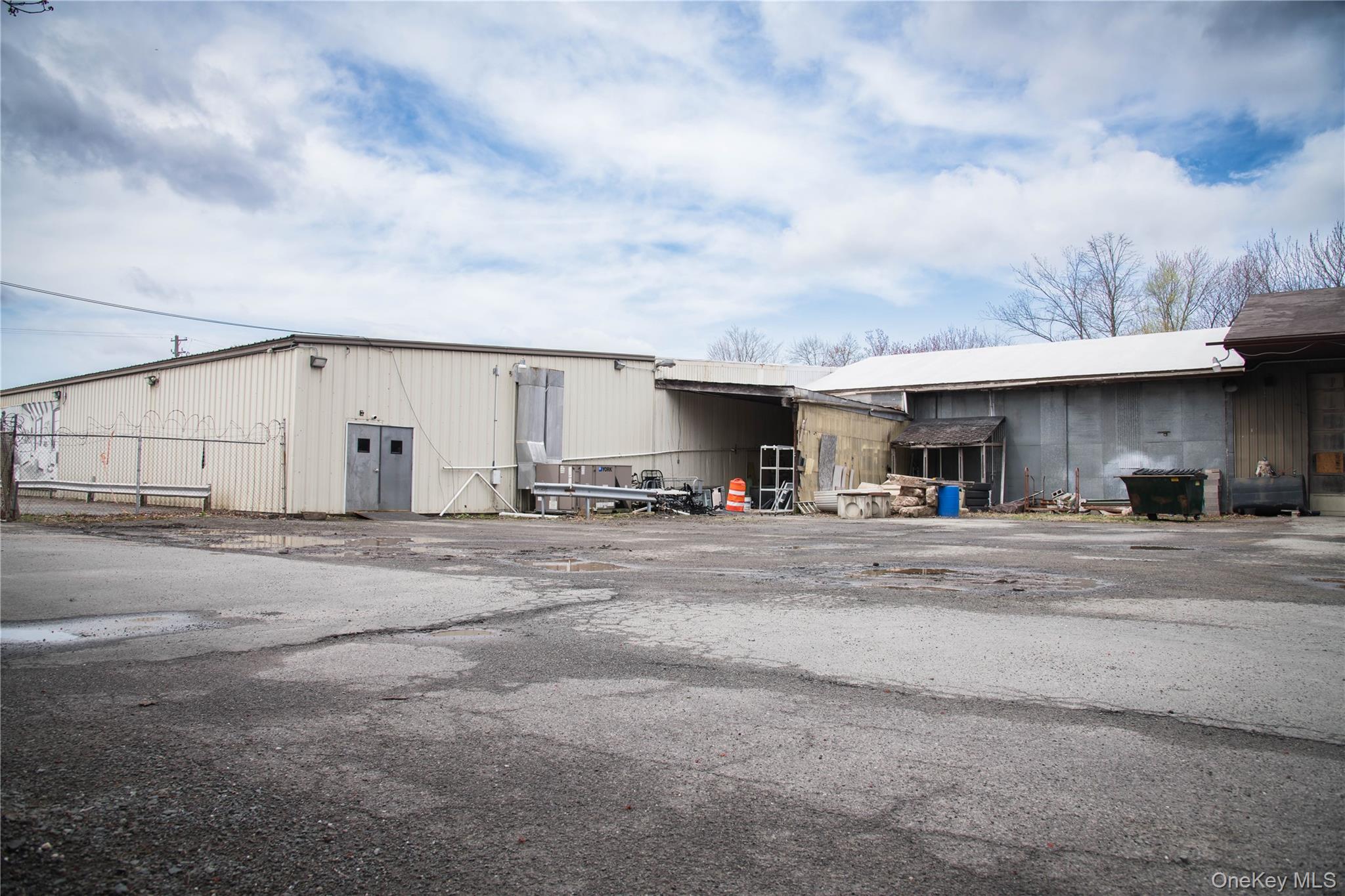 314 E Broadway Property Photo 42