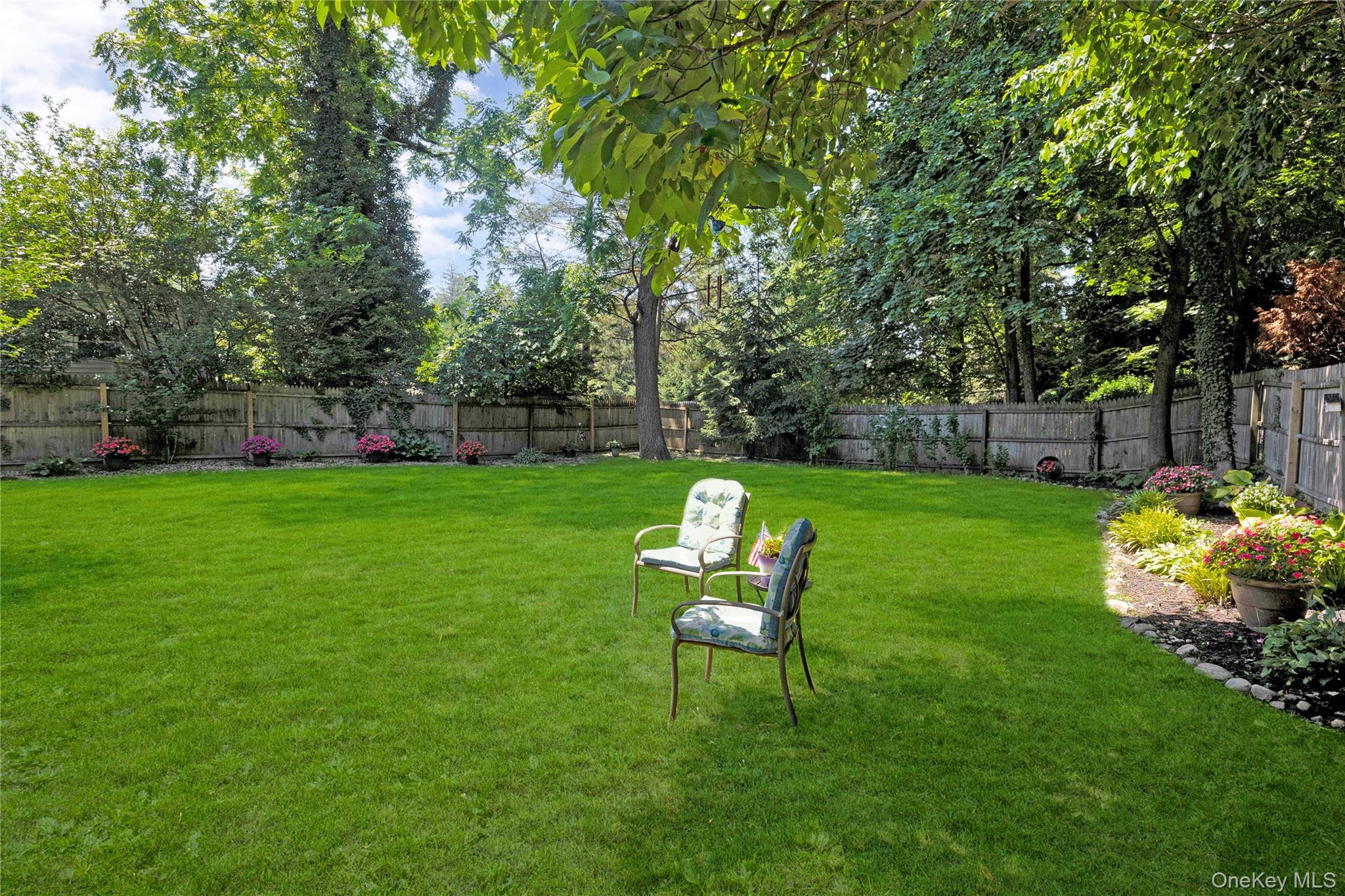 11 Margaret Lane Property Photo 28