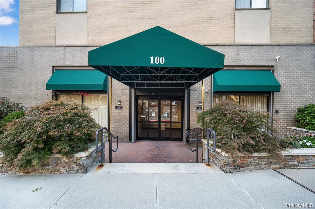 100 E Hartsdale Avenue 3fe Property Photo 1