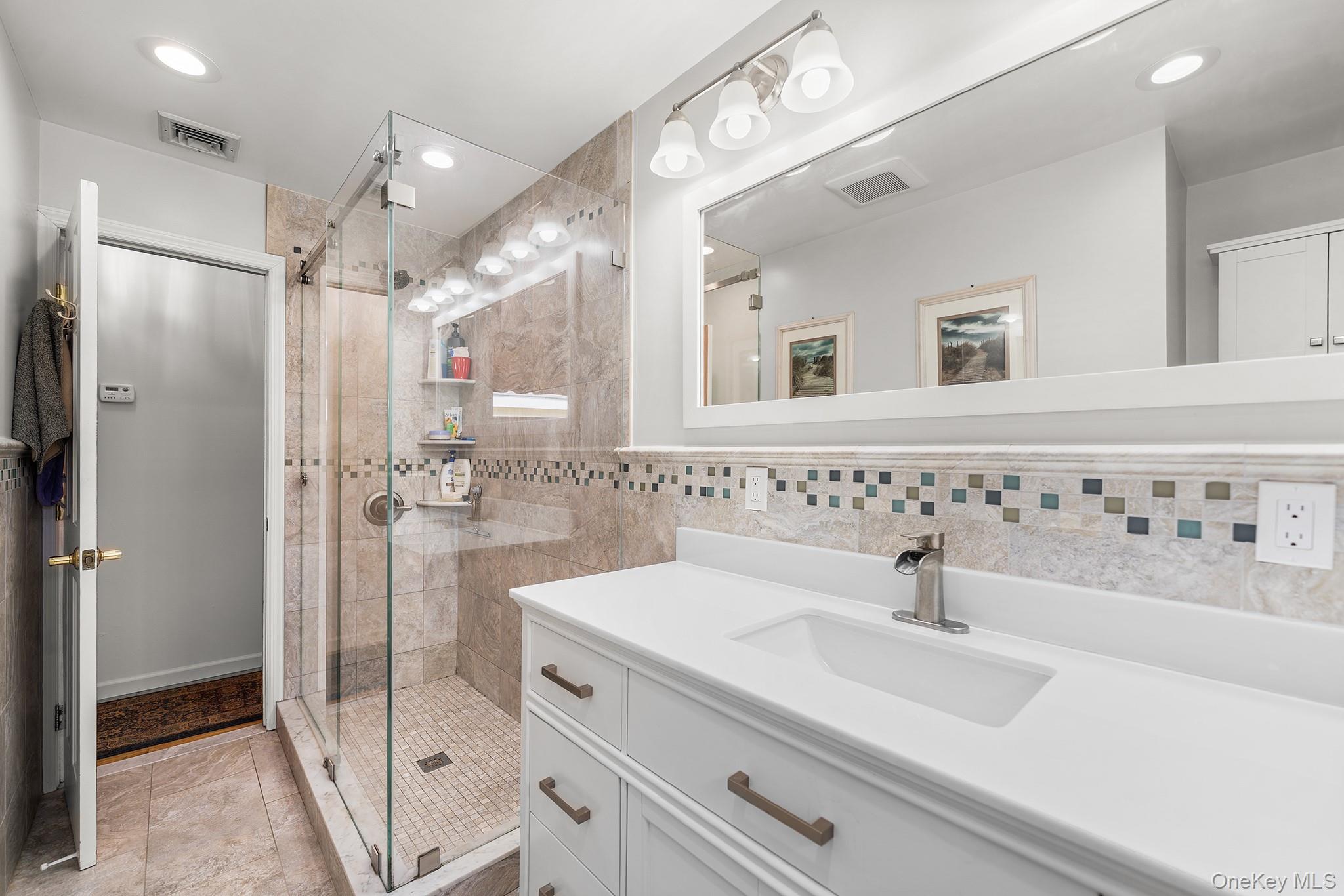 3453 Flanders Drive Property Photo 10