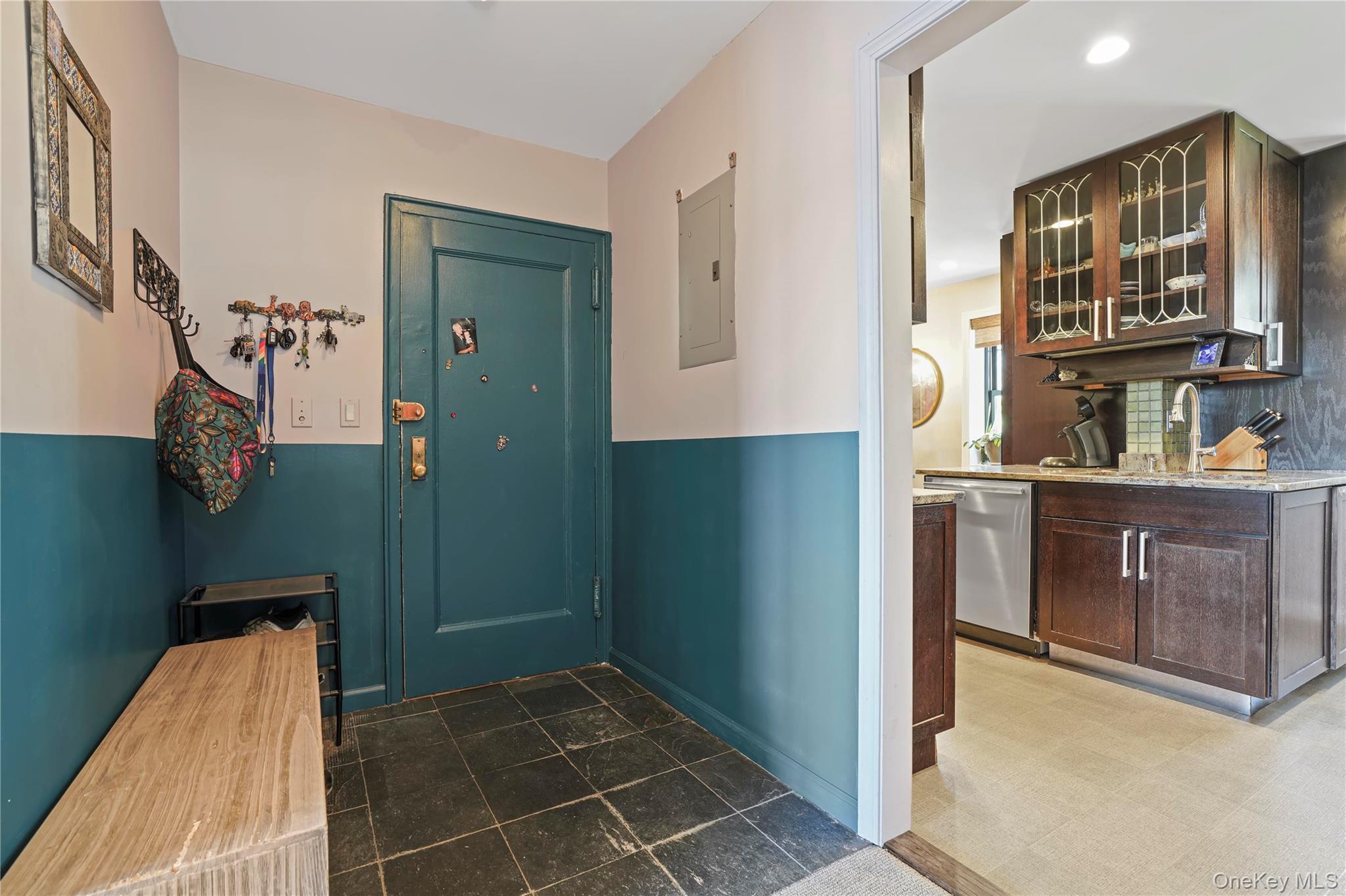 1209 California Road 2r Property Photo 3