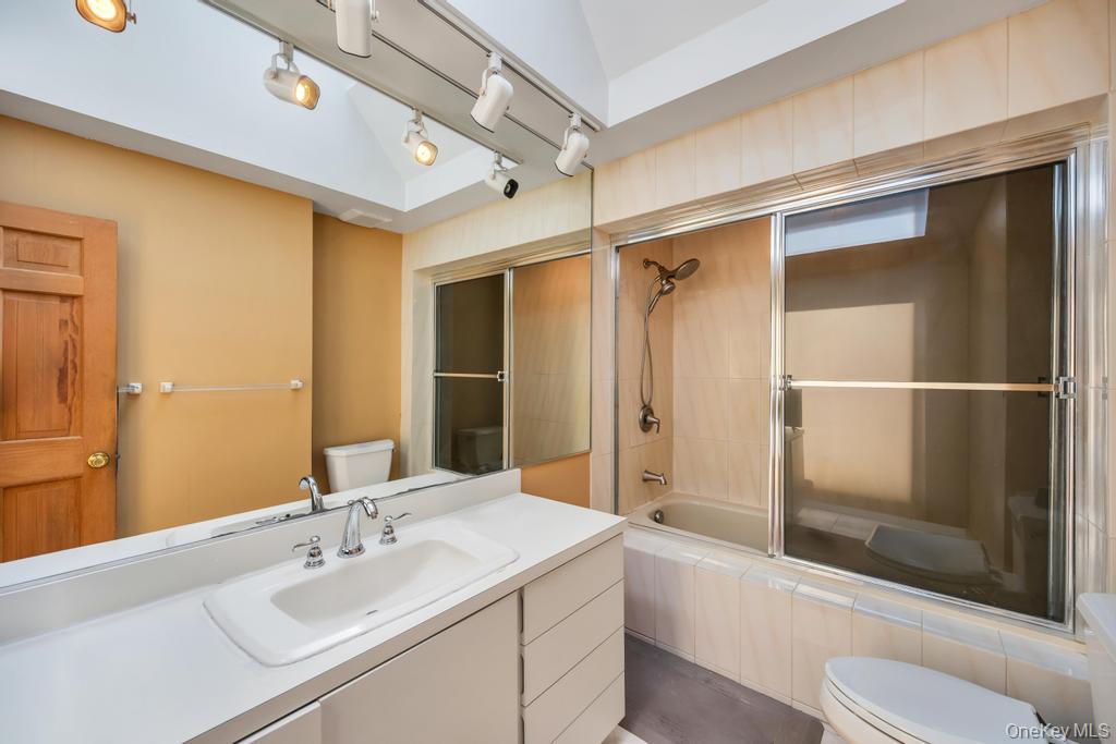 41 Oakley Avenue Property Photo 11