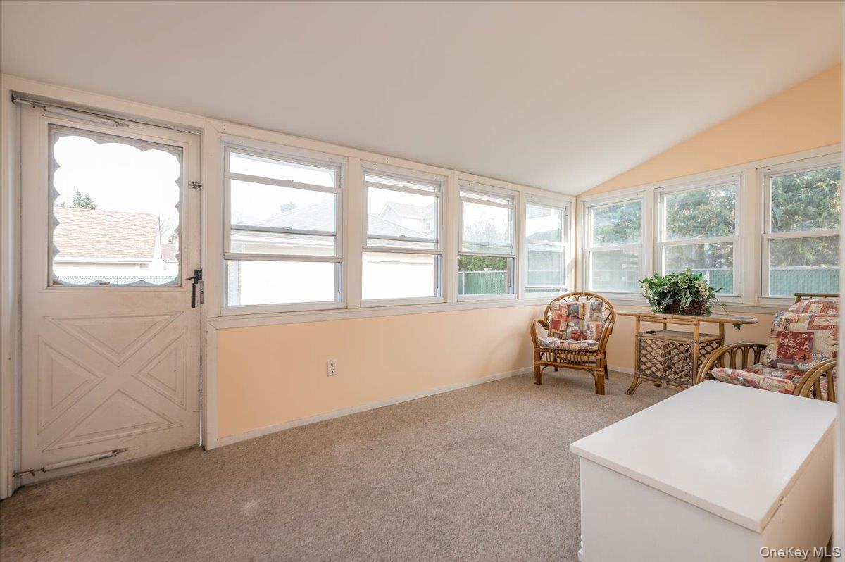 98 Melrose Avenue Property Photo 11