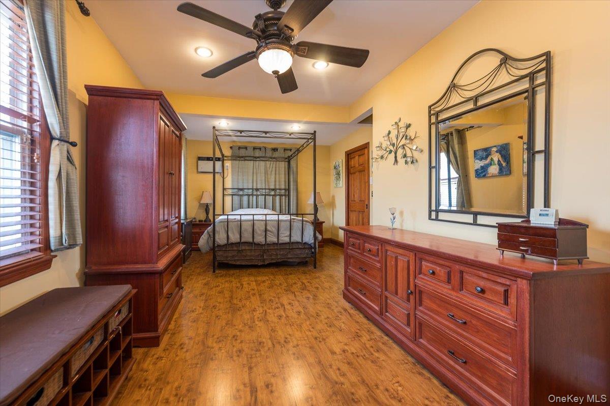 98 Melrose Avenue Property Photo 12