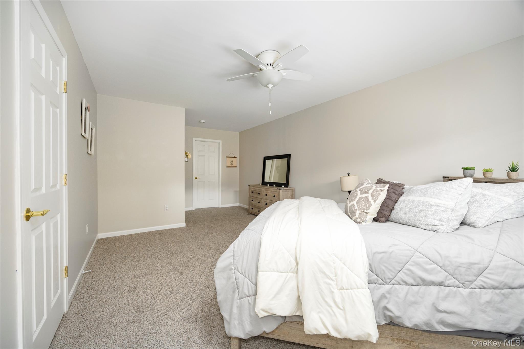 66 Carol Lane Property Photo 34