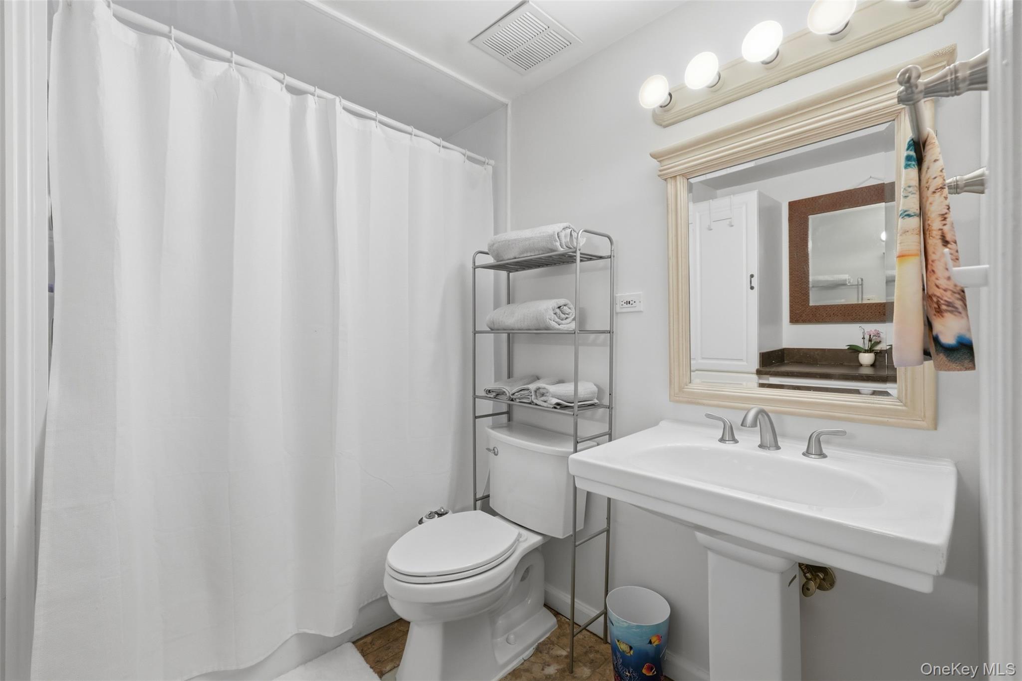 303 Parr Meadow Drive 3c Property Photo 20