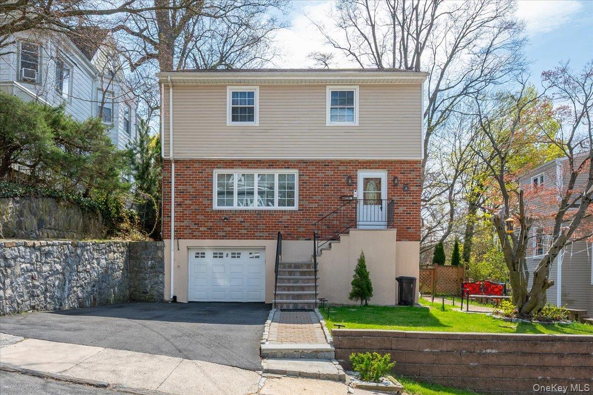 8 Arthur Street Property Photo 3