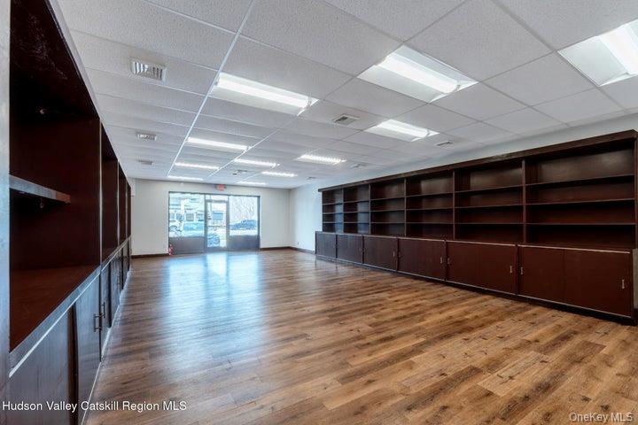 890-896 Ulster Avenue 1 Property Photo 17