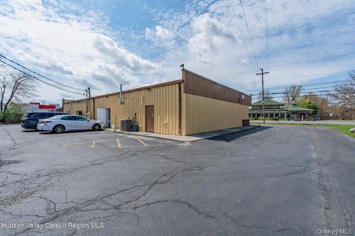 890-896 Ulster Avenue 1 Property Photo 18