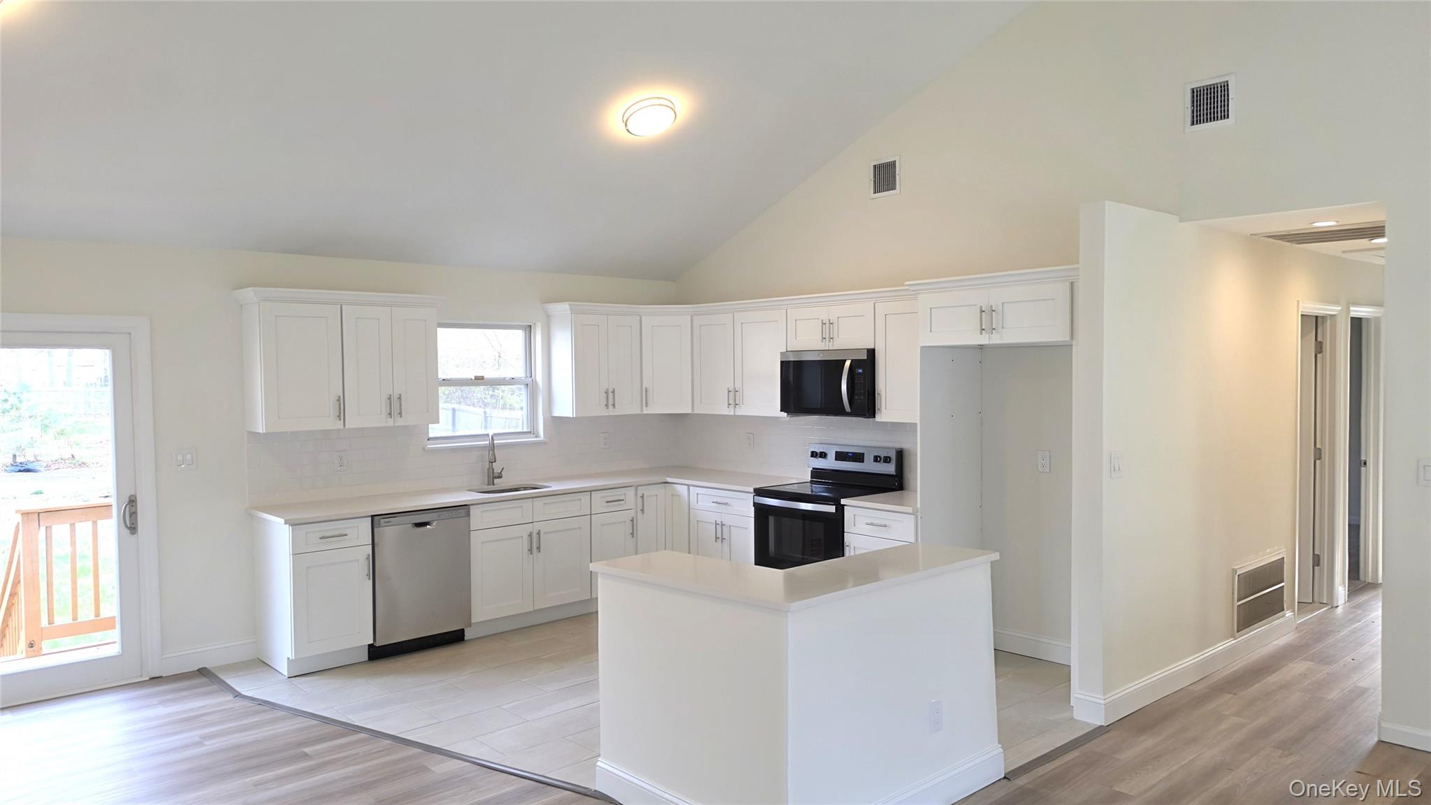 6a Murray Lane Property Photo 3